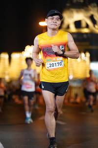 BIB: 20170
                            <button type="button" onclick="openModal(23127026)" class="btn btn-primary btn-sm float-right btn-popup" data-toggle="modal" data-target=".modal-high-quality">
                        <i class="fas fa-shopping-cart"></i> Add to Cart
                    </button>
                                            <button type="button" onclick="isThisMe(23127026, true)" class="btn btn-success btn-sm float-right btn-popup btn-isme hidden" data-toggle="tooltip" data-placement="bottom" title="นี่คือรูปของคุณใช่ไหม คลิกที่นี่เพื่อเอาเข้าอัลบั้ม">
                        <i class="fas fa-plus"></i> Add to album
                    </button>
                    <button type="button" onclick="isThisMe(23127026, false)" class="btn btn-warning btn-sm float-right btn-popup btn-isnotme hidden">
                        <i class="fas fa-ban"></i> Remove from album
                    </button>
